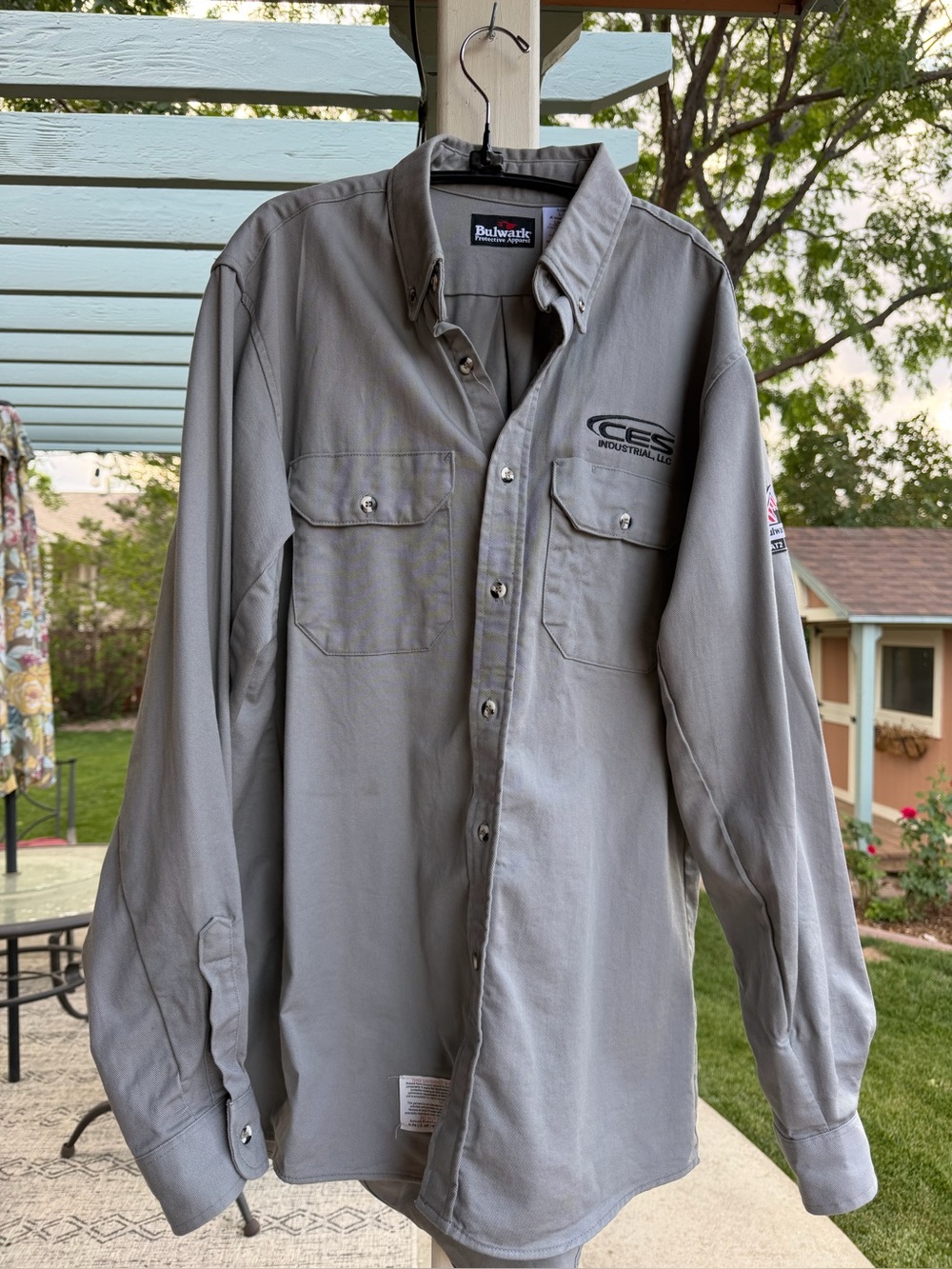 Bulwark Protective Apparel FR ARC Rating ATPV 8.6 CAT2, Button Up Work Shirt, L